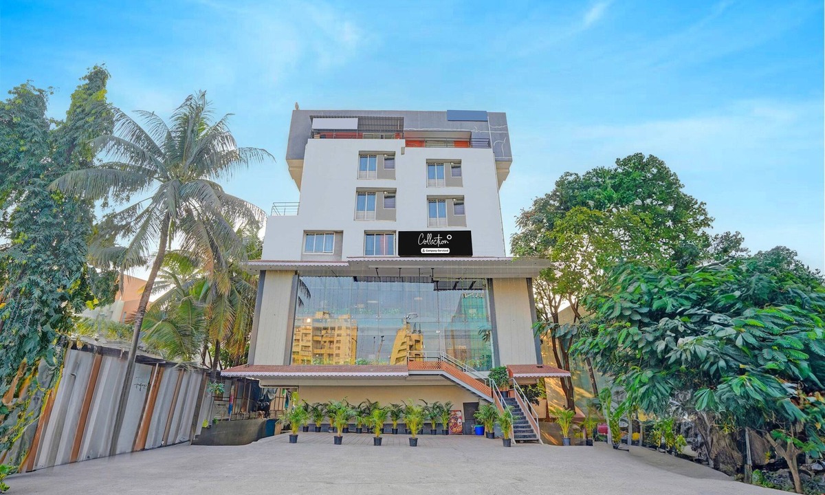 Aundh House | Classic With Balcony I- Siri Lodge