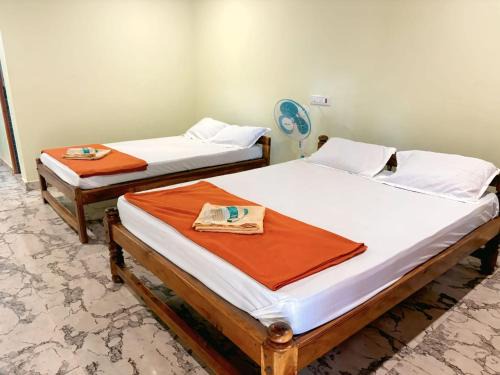 Hireguthi House | Coco Beach Front Stay & Cafe