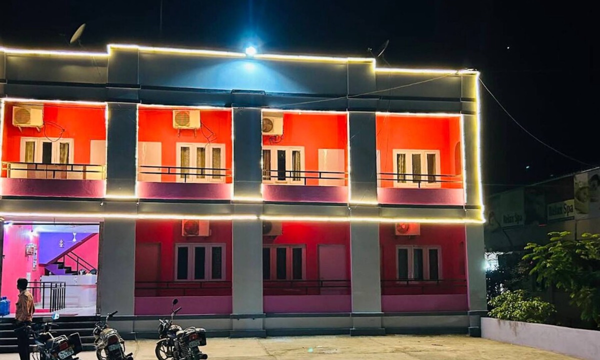 Una Hotel | Comfort Holiday Una