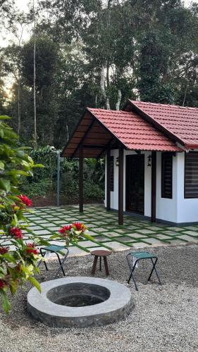 Madapura House | Coorg Robusta Retreat