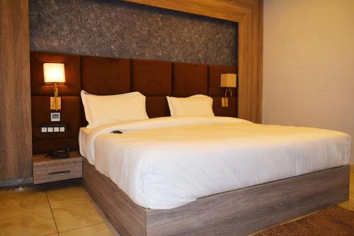 Haldwani Hotel | Country Ambience Hotel By Jags City Mall