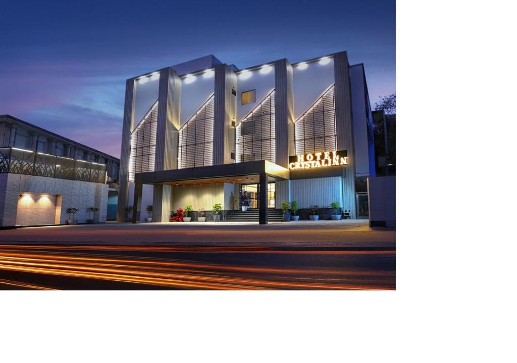 Agra Hotel | Crystal Inn