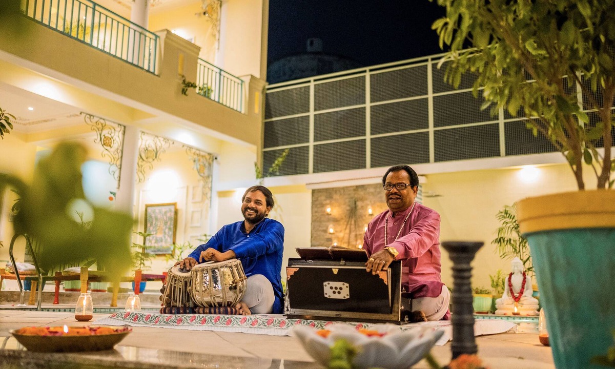 Agra Hotel | Da Bungalow - A Vacation Abode