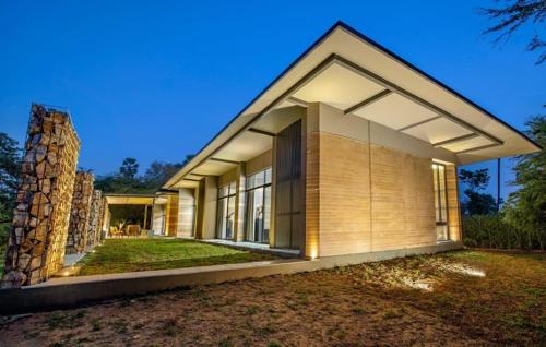 Waghoriya Hotel | Daksh The Earth House Pavagadh