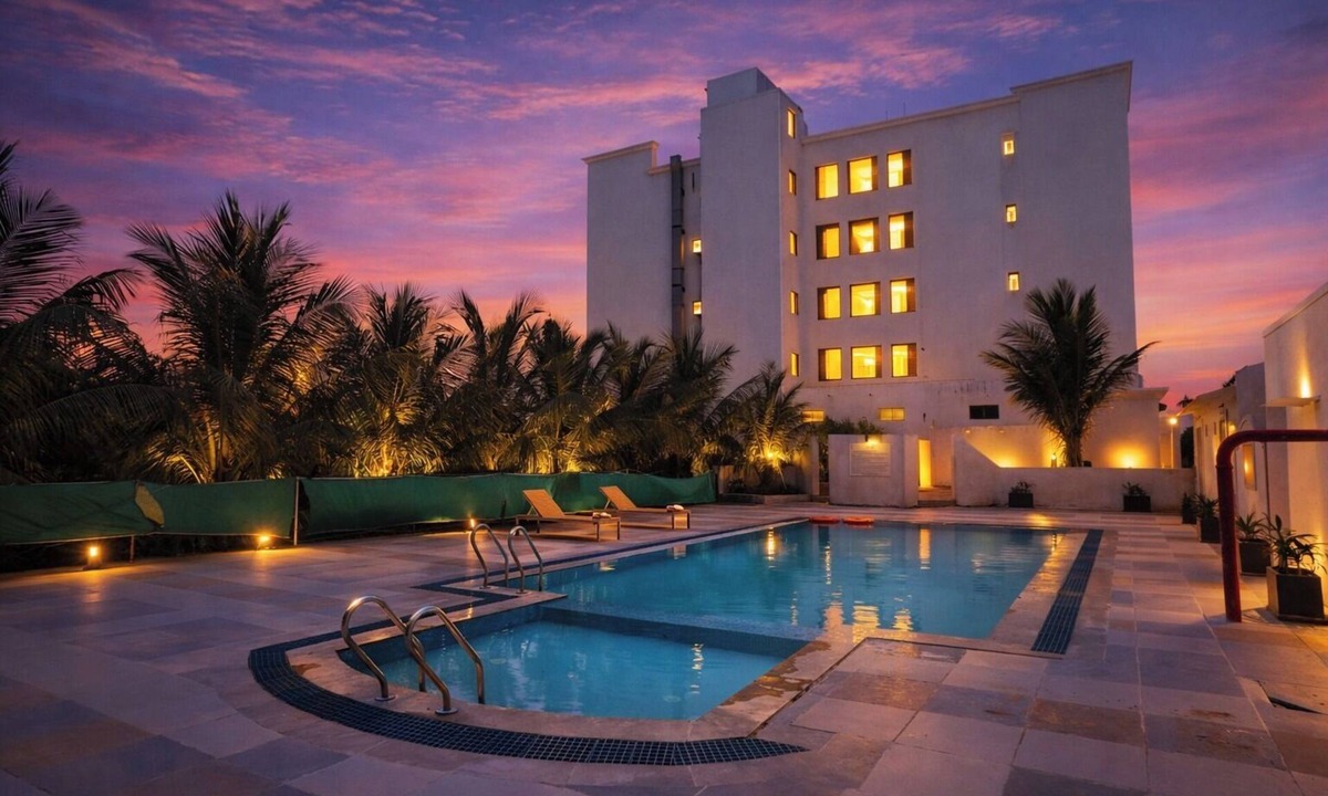 Dwarka Hotel | Daksh The Madhuvan Suites Dwarka