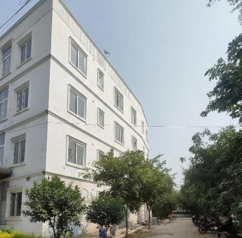 Vrindavan Hotel | Darpan Nikunj Rubystone Express Vrindavan