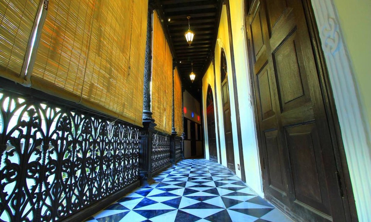 Ahmedabad City Centre Hotel | Deewanji Ni Haveli