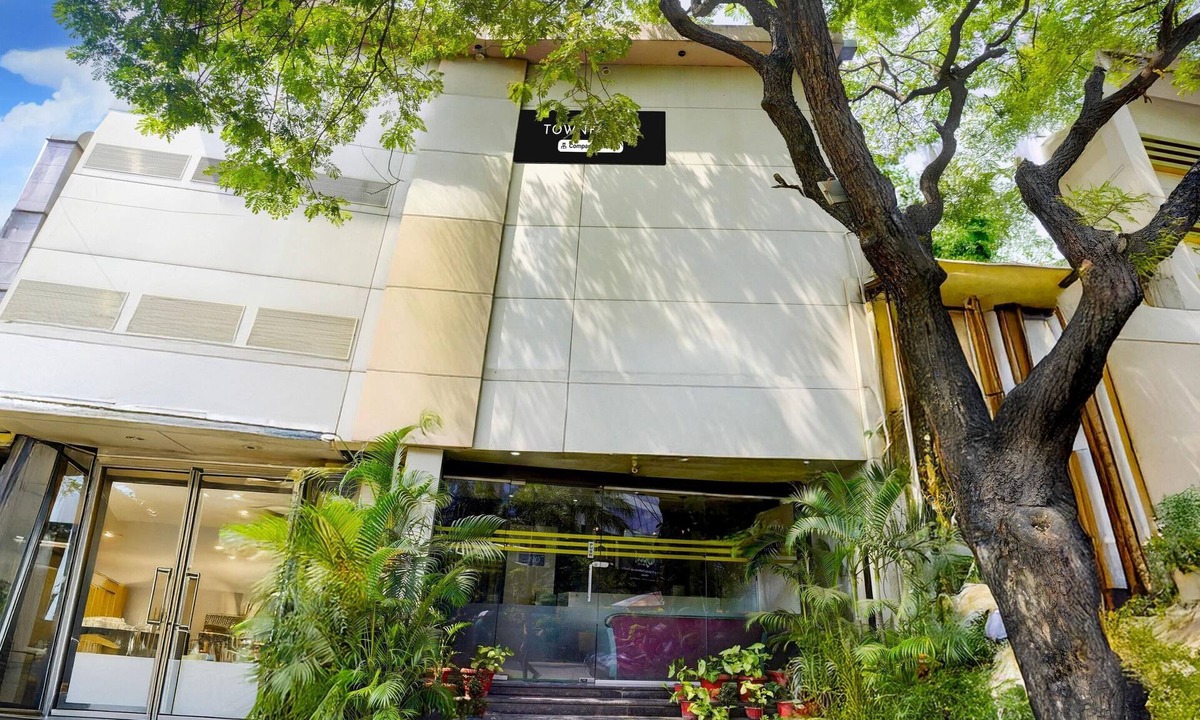 Sakinaka House | Deluxe Hotel Amour