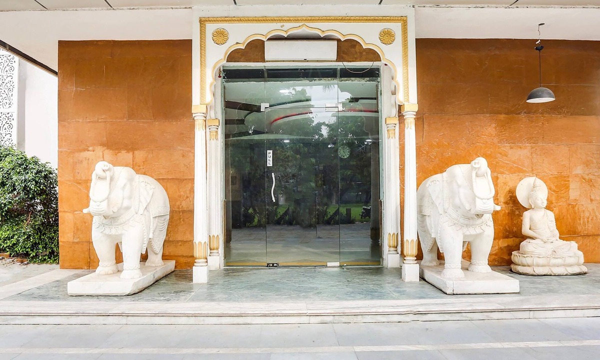 Bhiwadi House | Deluxe Ridgewood Palace