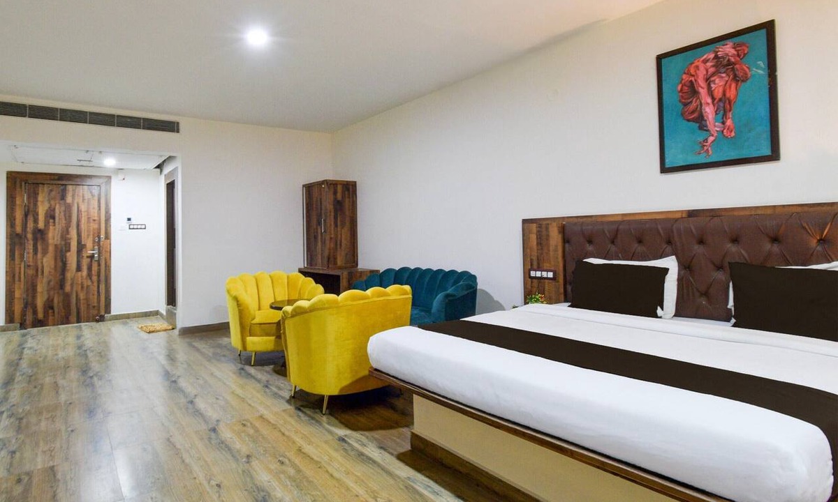 Hyderabad House | Deluxegrace Complex