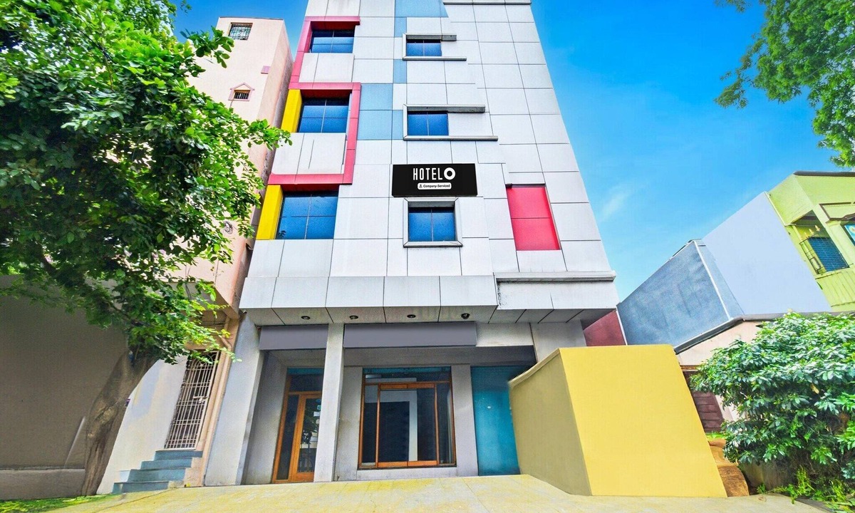 Kurnool House | DeluxeNagamayuri Grand
