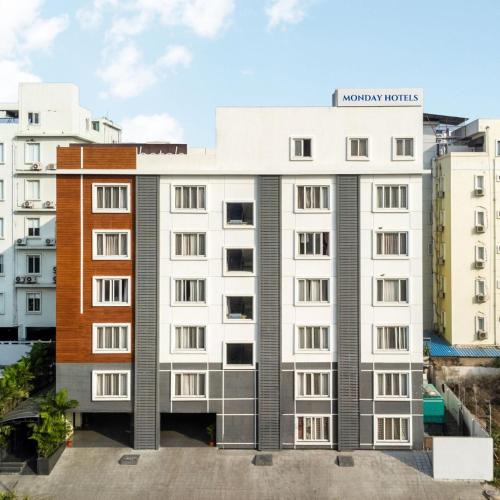 Gachibowli Hotel | Destino by Monday Hotels Gachibowli