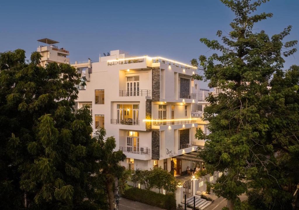 Shavri Colony Hotel | Dev Villa