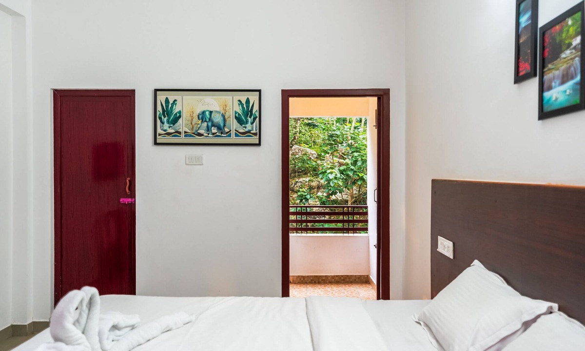 Yercaud Hotel | DK Resortss