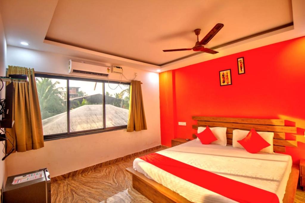 Calangute Hotel | Doorish beach house