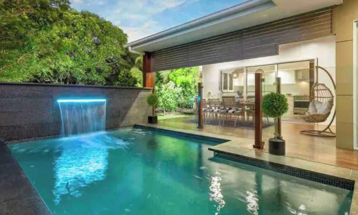 Casuarina House | Dreamy Beachfront Retreat! Perfect for families & couples to escape.