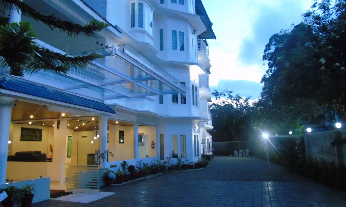 Devikolam Hotel | DVI Hotel & Resorts