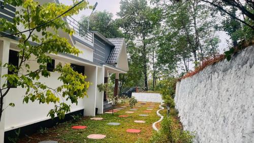 Todupulai Villa | Eadhen Villa