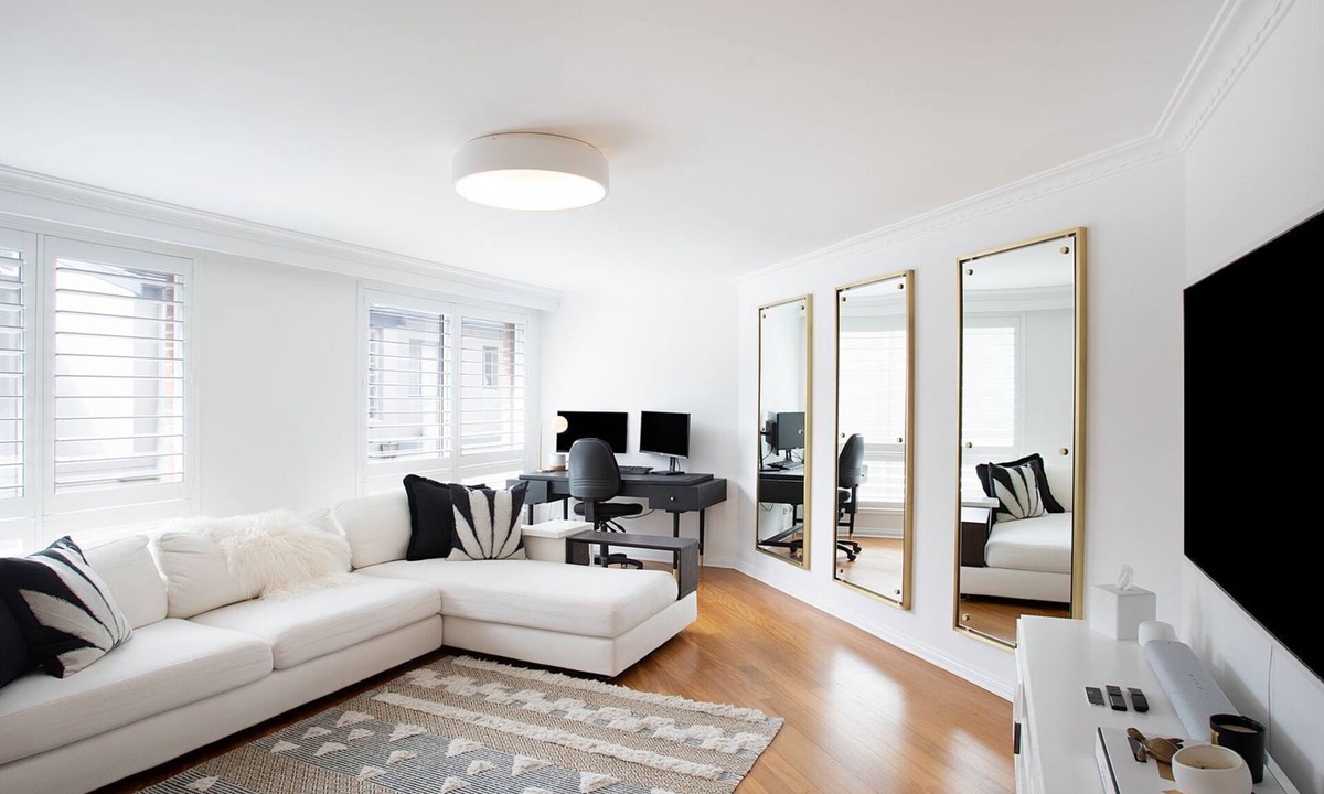 Bellevue Hill Apartment | Eastside Calm, Bellevue Hill