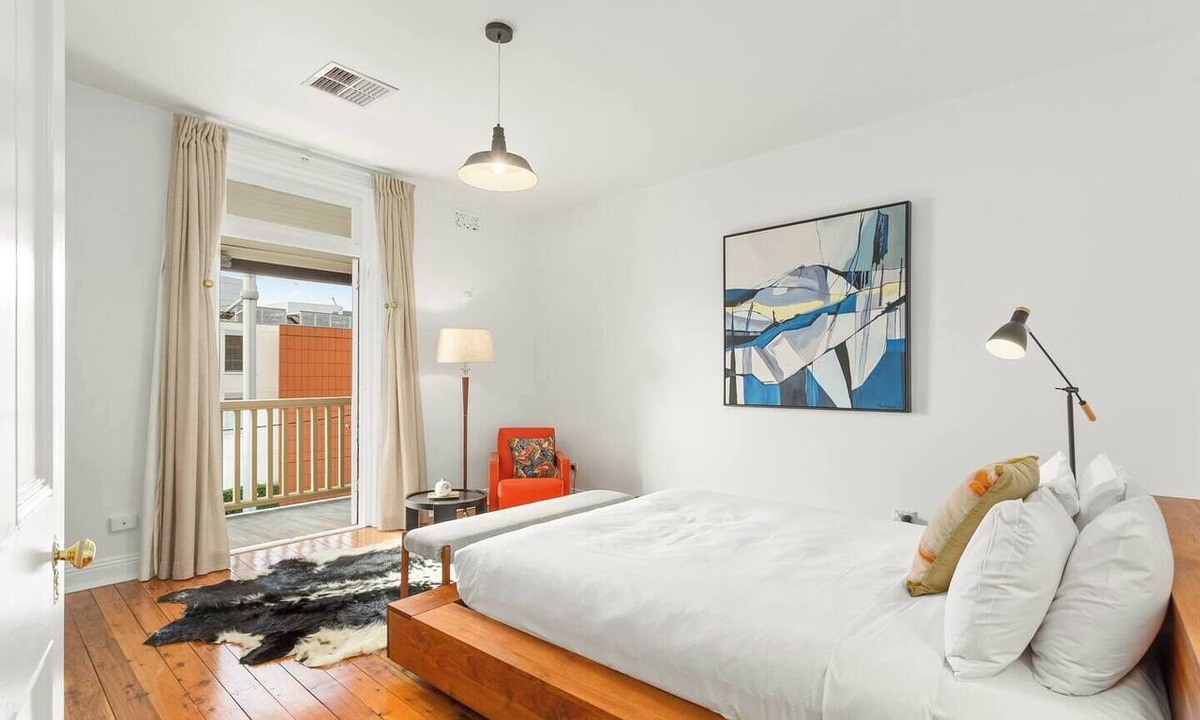 Millers Point Apartment | Eclectic Heritage Comfort with Terrace and Views