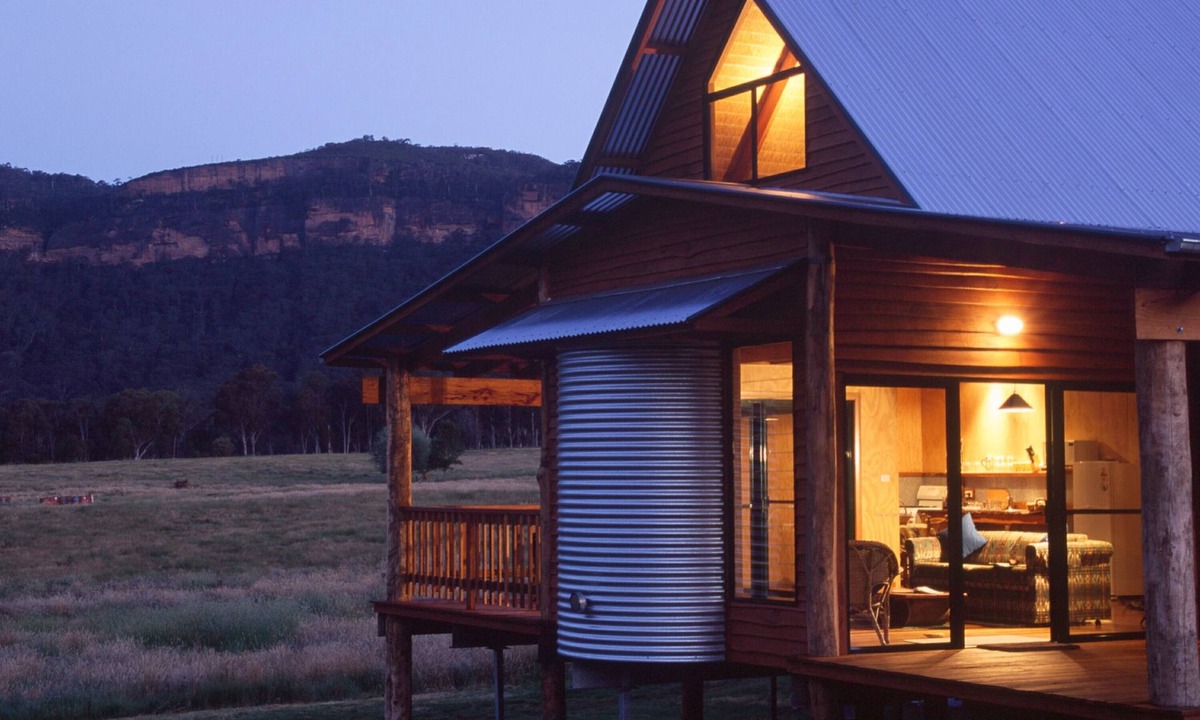 Kanimbla Cabin | Eco cabin (2bdrm) with VIEWS of Blue Mountains ACCESS IS VIA BLACKHEATH
