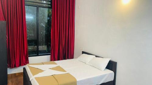 Devikolam Hotel | EK Residency
