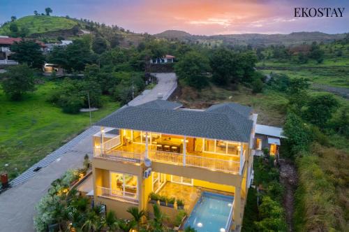 Igatpuri Villa | EKOSTAY - Casa Den