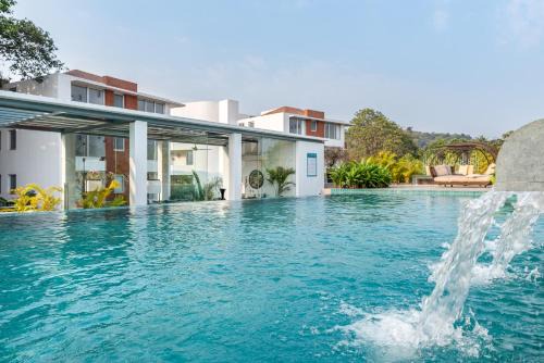 Nerul Apartment | El Arbol by The Blue Kite with Rooftop Pool, Kitchen, Wifi, Security,10 Mins to Candolim Beach & 5 mins to Casino