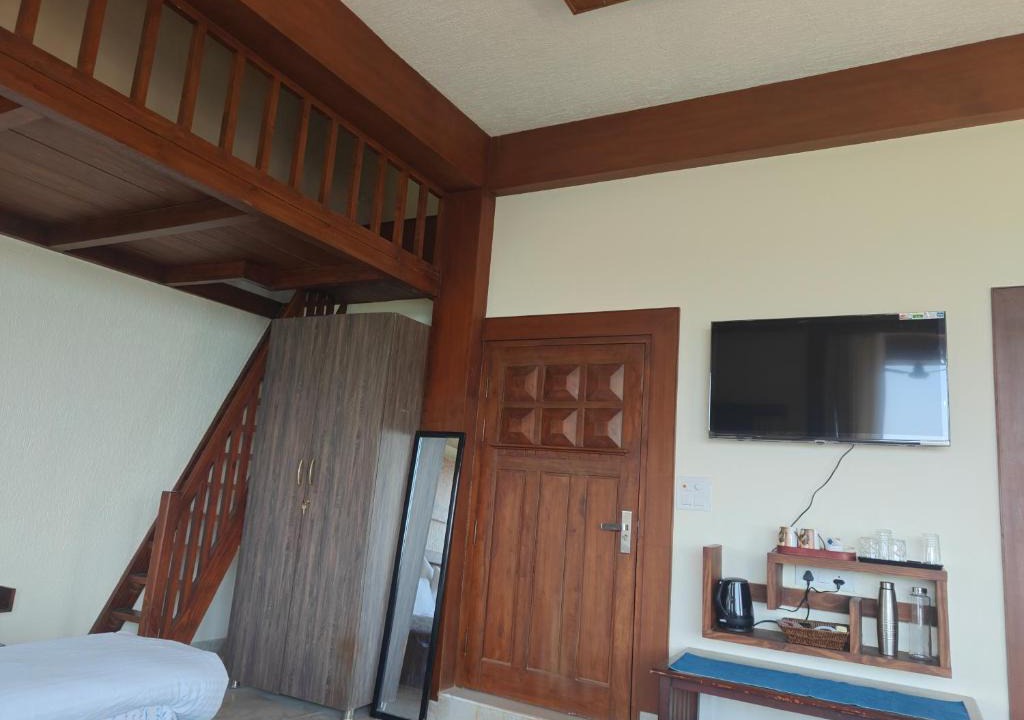 Naukuchiyatal House | ELDORA - LUXURY of LEISURE
