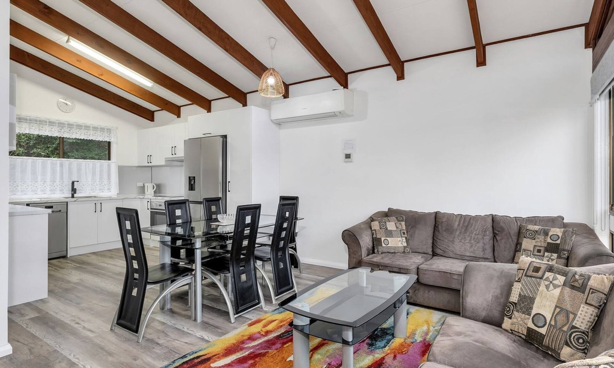 Jindabyne House | Eliza Lee 3 - 3BR Apartment l Air-Con l WiFi l Double Garage