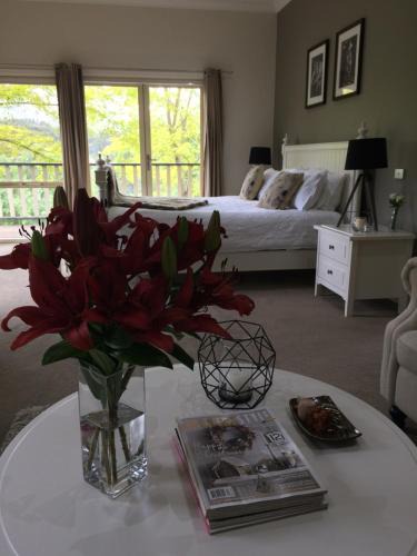 Emerald Bed & Breakfast | Emerald Ridge