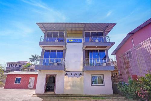 Bhilar Hotel | FabHotel Aaryras Heritage Resort