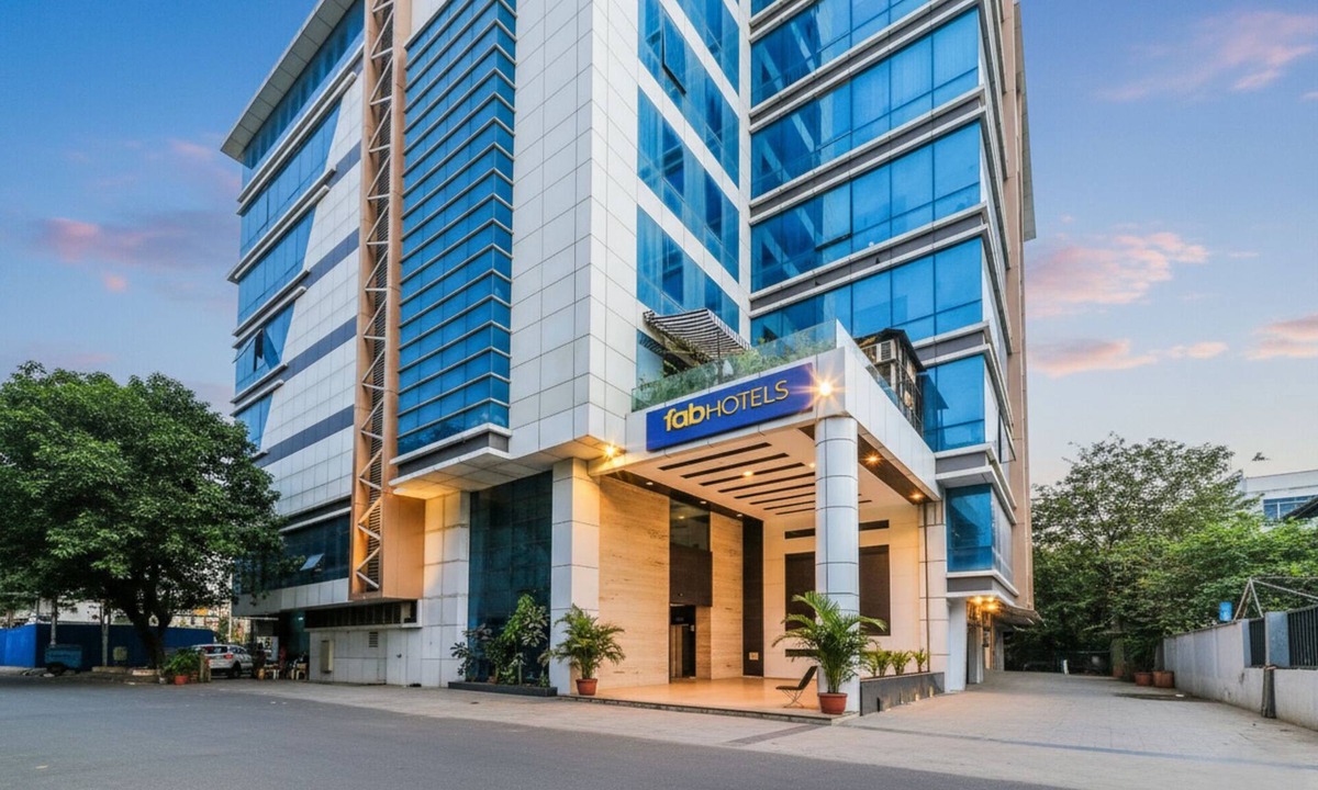 Marol Hotel | FabHotel Aksa International