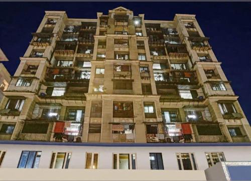 Jogeshwari West Hotel | FabHotel Amber Crop Inn