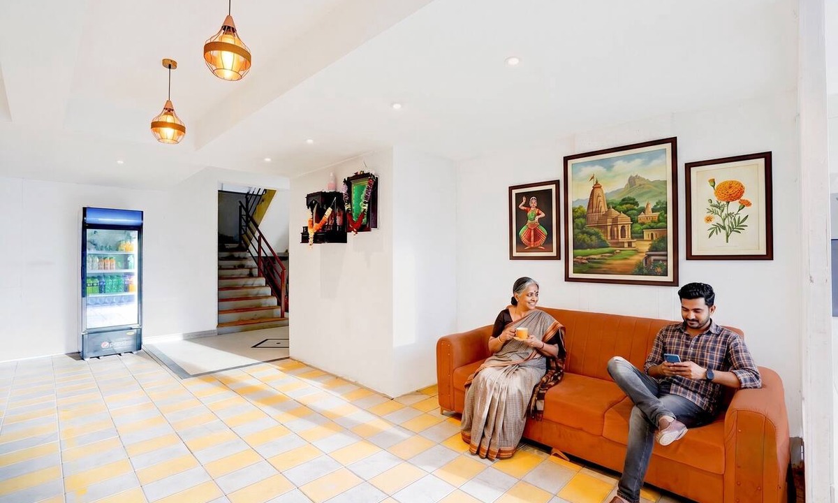 Hadapsar Hotel | Fabhotel Ar Residency I