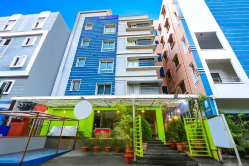 Gachibowli Hotel | FabHotel Blue Dawn Gachibowli