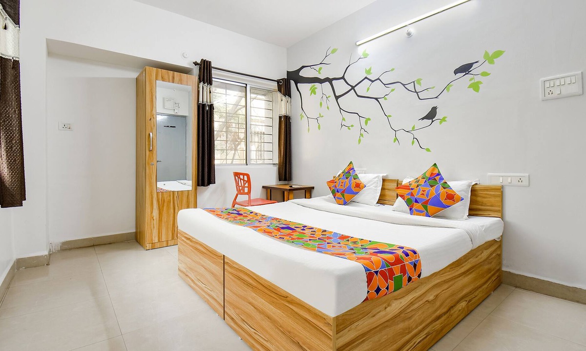 Balewadi Hotel | Fabhotel Destiny Living