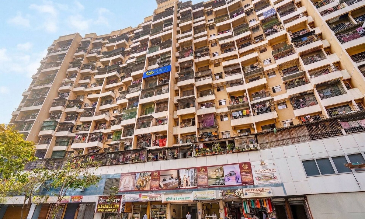 Bandra West Hotel | Fabhotel Elegance Inn