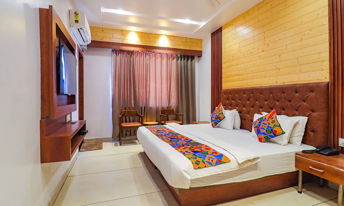 Danapur Hotel | Fabhotel Grand Arya