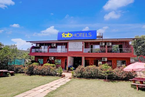 Mahabaleshwar Hotel | FabHotel Green Crystal