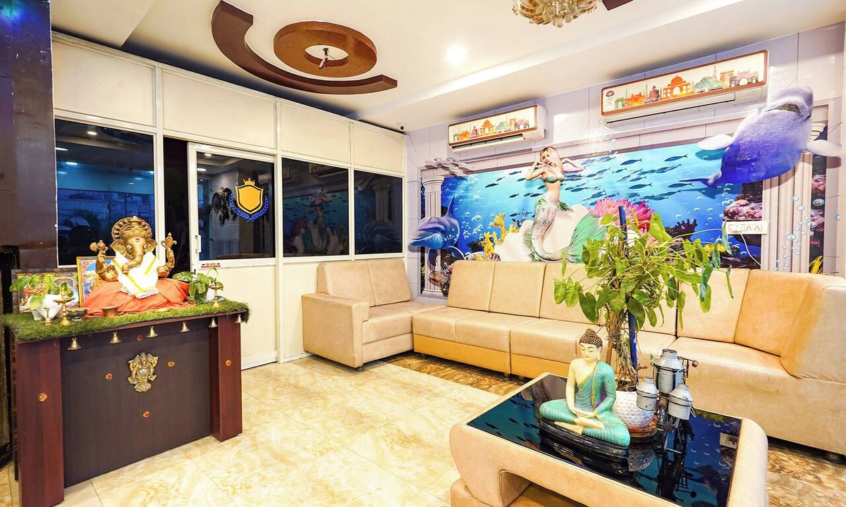 Guntur Hotel | FabHotel Jaya Grand - Nr. Railway Station