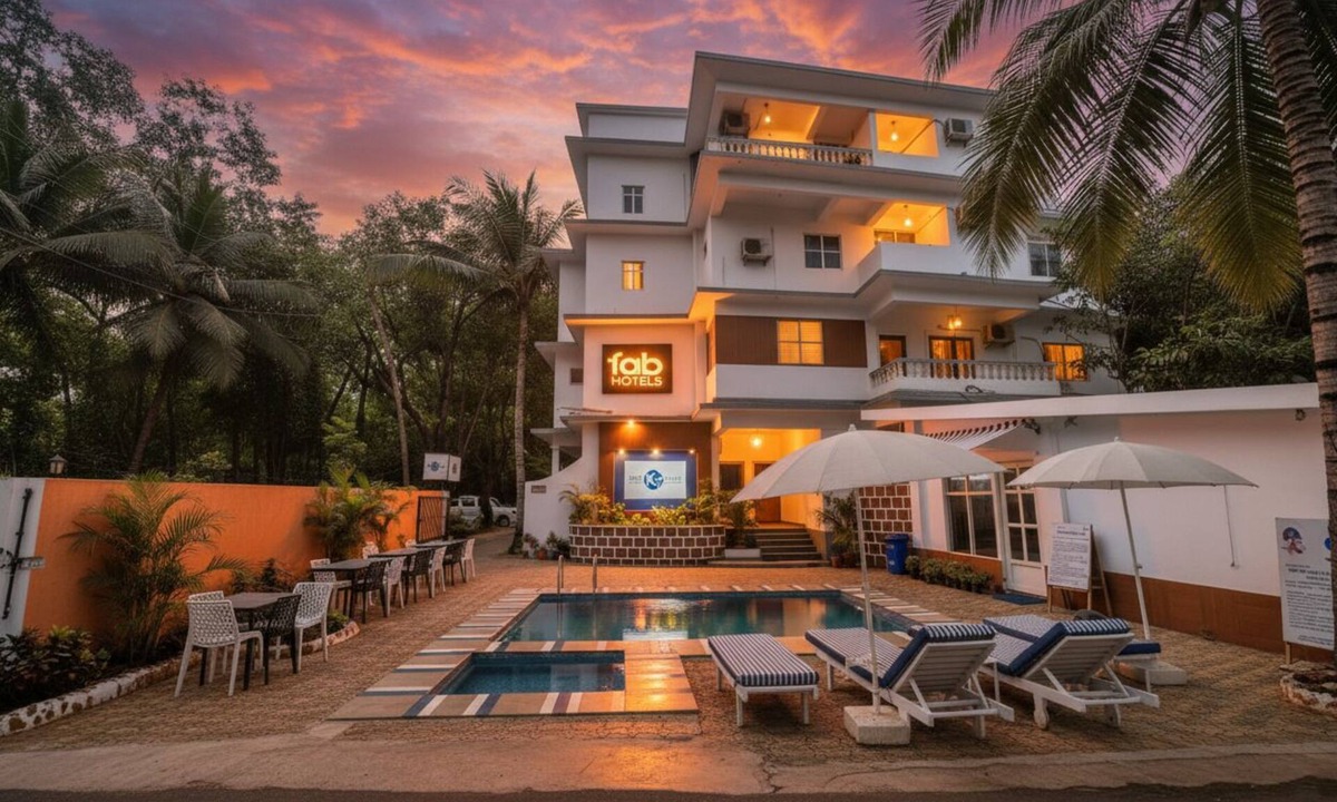 Saunta Vaddo Hotel | FabHotel K7 Trends With Pool, Baga Beach