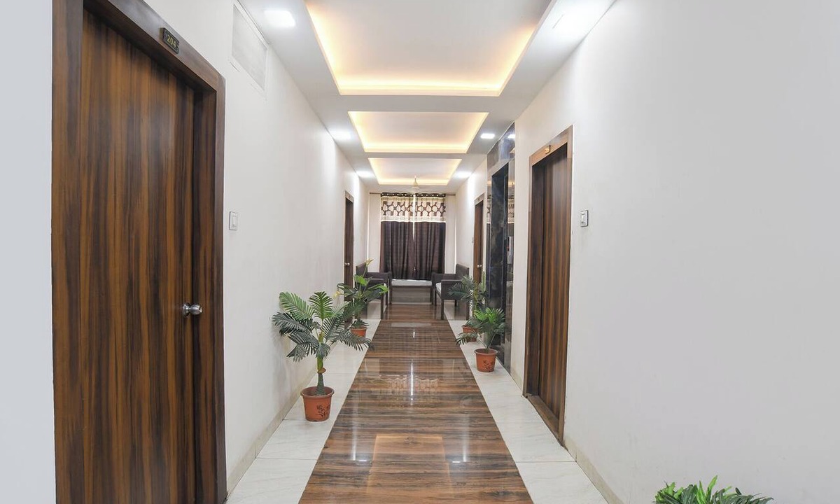 Rau Hotel | FabHotel Manjulam Regency, Rajendra Nagar