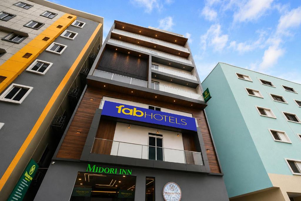 Madhapur Hotel | FabHotel Midori Inn