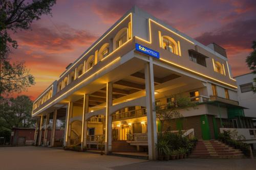 Nashik Hotel | FabHotel Om Sai I