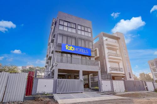 Nashik Hotel | FabHotel Opulence Stay