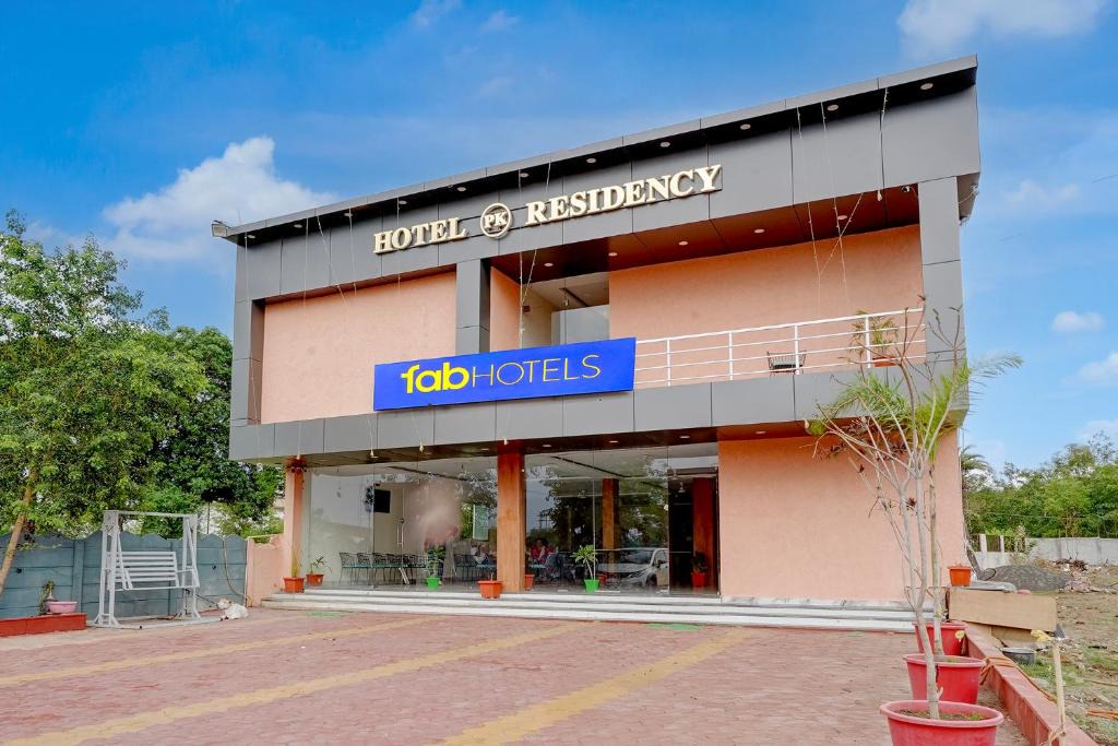 Bhopal Hotel | FabHotel PK Residency