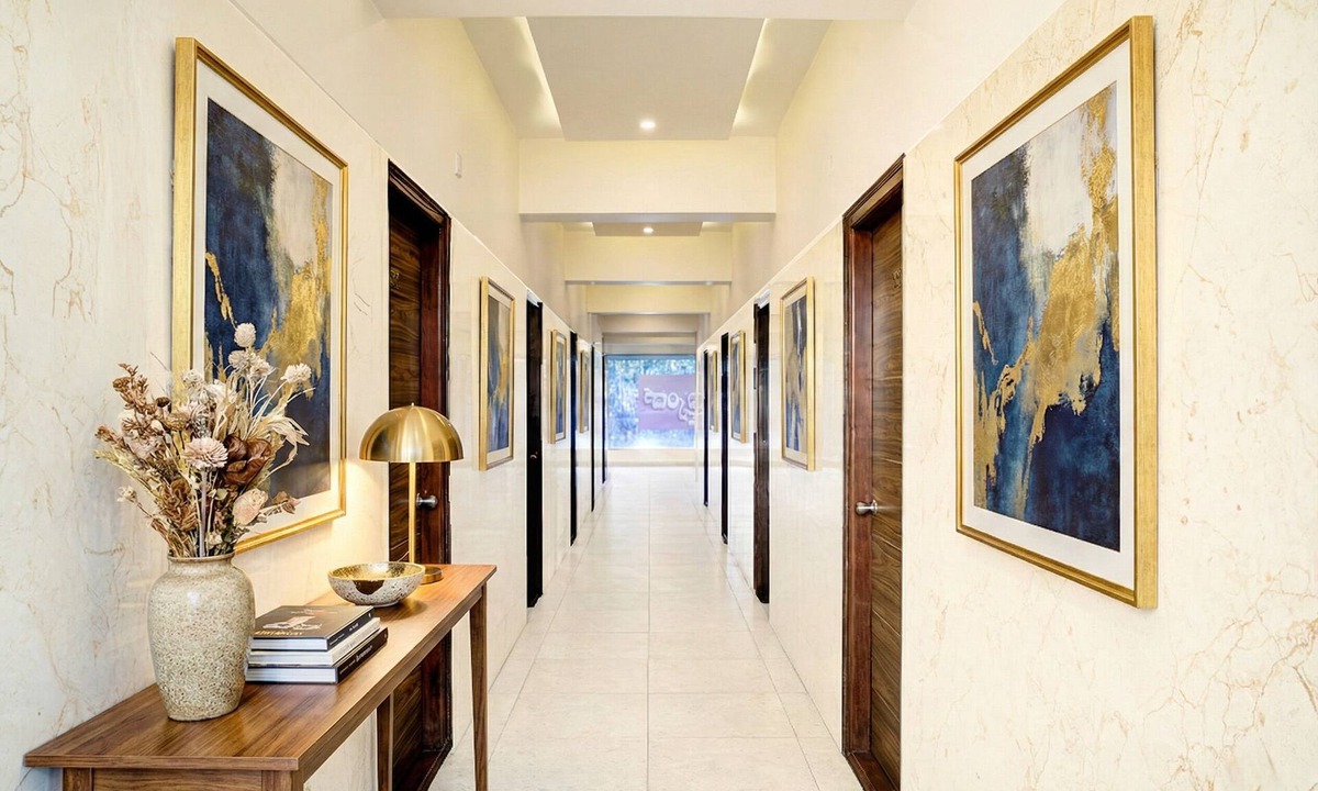 Narasapura Hotel | FabHotel Purple Grand - Jalahalli West