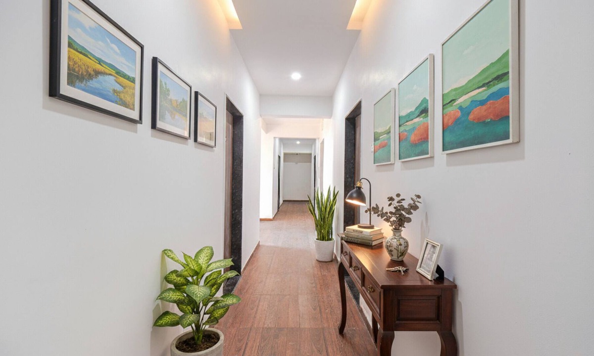 Mundhwa Hotel | FabHotel Red Velvet & Suites