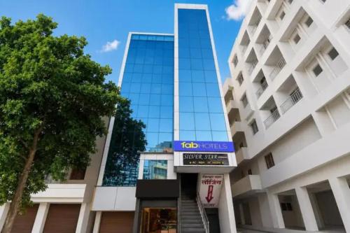 Pune Hotel | FabHotel Silver Star